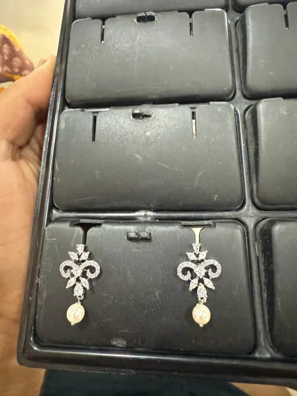 Silver_CZ_Fleur-de-Lis_Pearl_Drop_Earrings