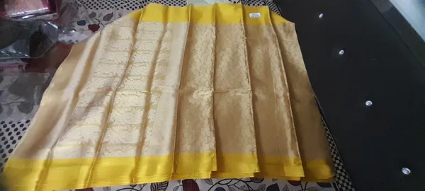 Cream__And_Gold_100%_Soft_Tissue_Saree_For_Women