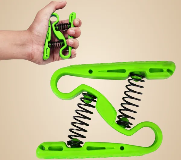Manogyam_Z-Type_Gripster_Finger_Exerciser_Hand_Grip_Hand_Wrist_Muscle_Training_Hand_Grip/Fitness_Grip_(Green)