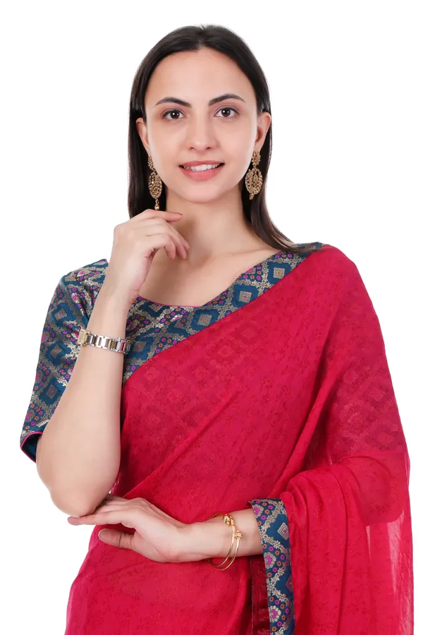 Red_Georgette_Saree_With_Printed_Border_And_Blouse