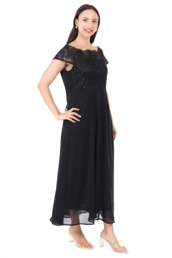 Black__Floral_Gown_With_Net_Lace