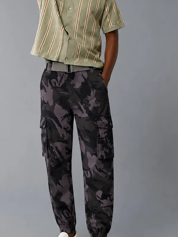 Urban_Legends_Men's_6_Pocket_Tactical_Camouflage_Cargo_Pant_Stretch_Regular_Fit__Purple