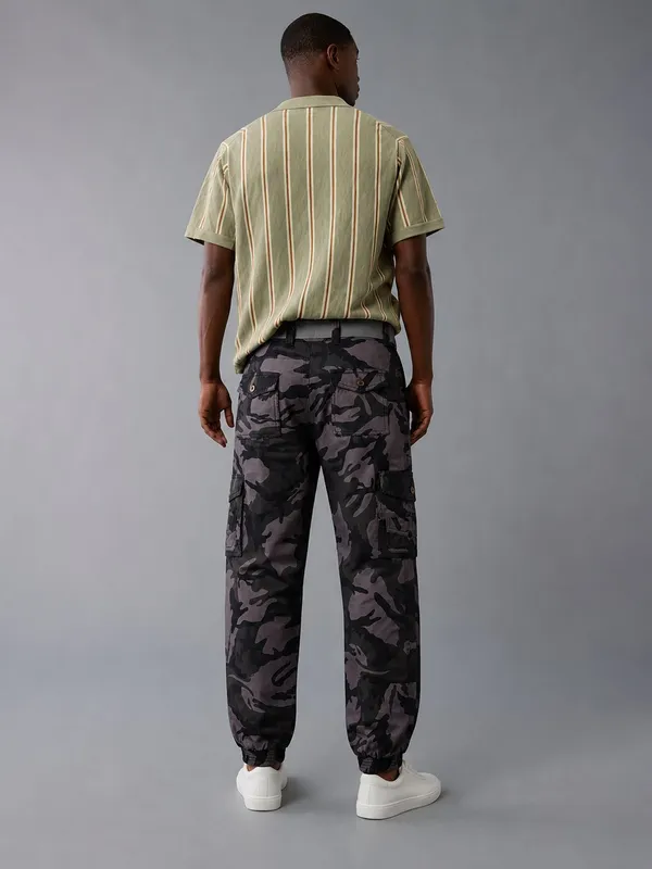 Urban_Legends_Men's_6_Pocket_Tactical_Camouflage_Cargo_Pant_Stretch_Regular_Fit__Purple