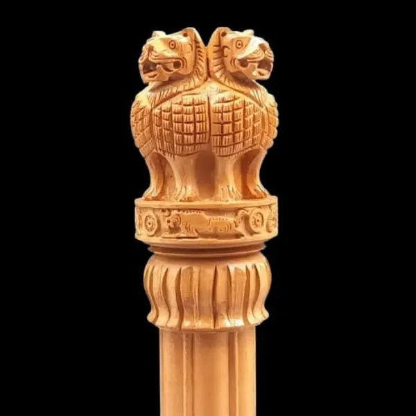 Wooden_Wood_Showpiece