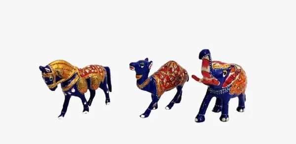 Multicolour_Metal_Showpiece