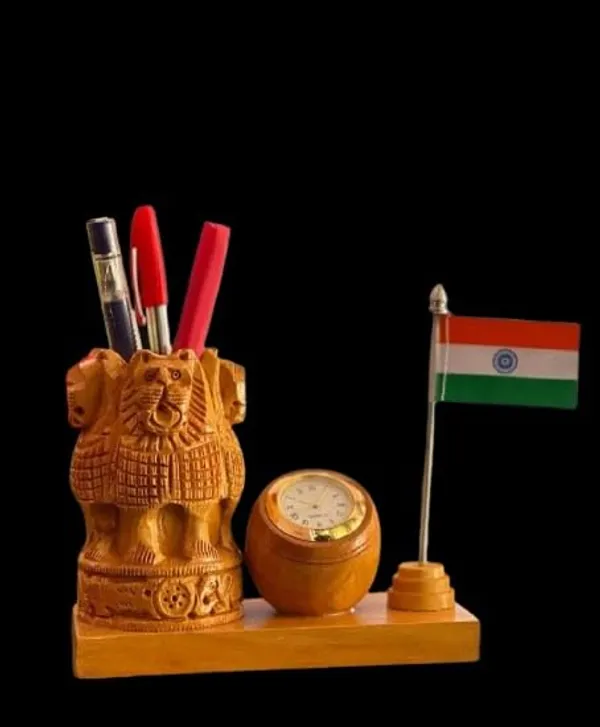 Multicolour_Wood_Showpiece