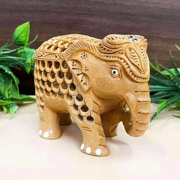 Brown_Wood_Showpiece