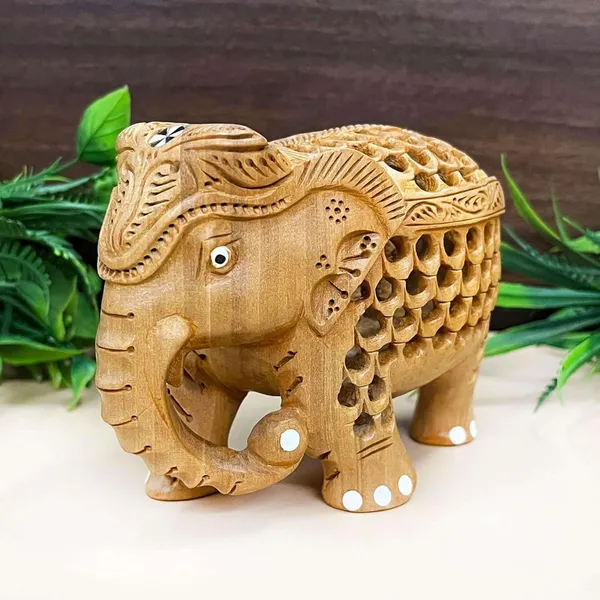Brown_Wood_Showpiece