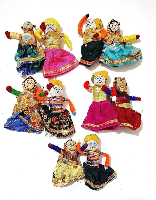 Multicolor_Plastic_Puppet