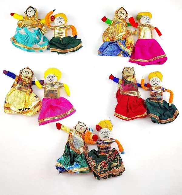 Multicolor_Plastic_Puppet