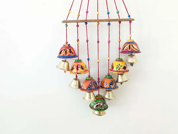 Multicolour_Metal_Showpiece