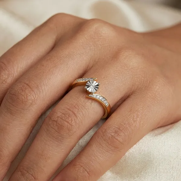 Gold-Plated_Diamond-Studded_Solitaire_Ring_In_Yellow_Gold_Vermil