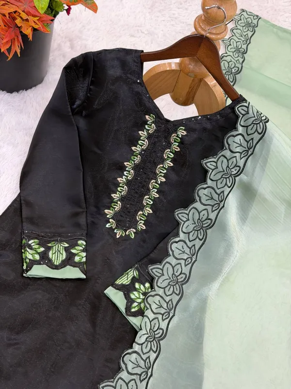 Green_Roman_Glass_Silk_And_Cotton_Premium_Sharara_Set_For_Women
