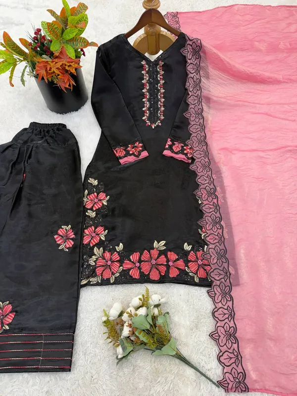 Pink_Roman_Glass_Silk_And_Cotton_Premium_Sharara_Set_For_Women