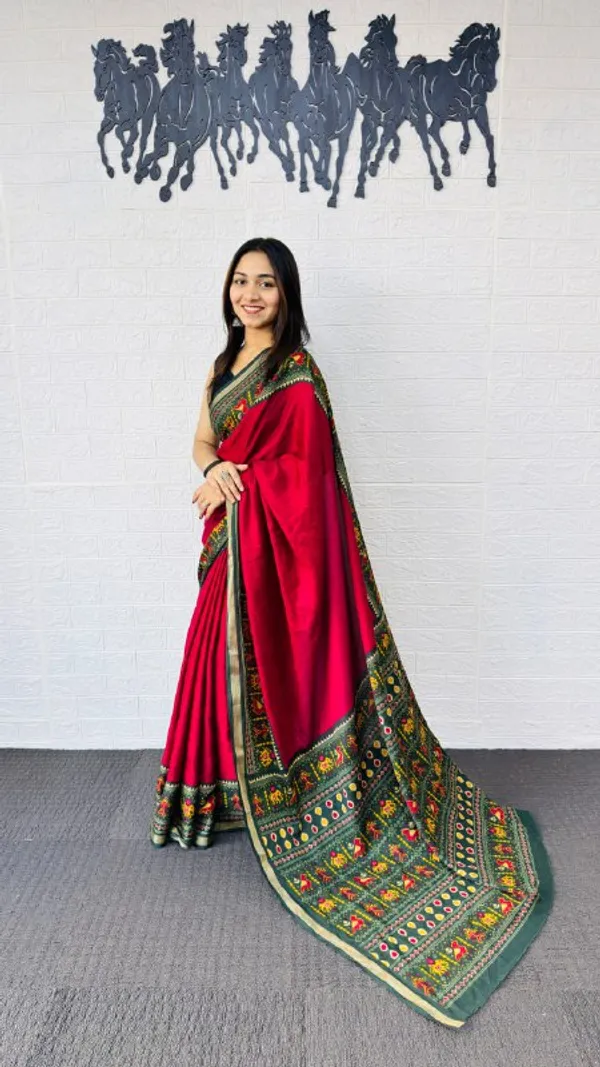 Red_And_Green_Cotton_Premium_Saree_For_Women_|_With_Blouse_Piece