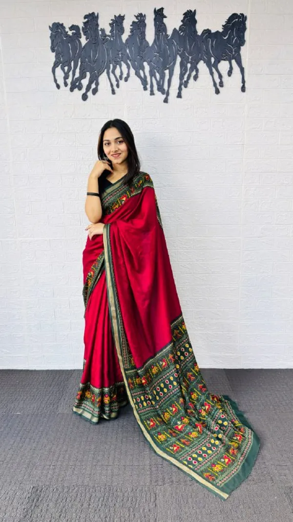 Red_And_Green_Cotton_Premium_Saree_For_Women_|_With_Blouse_Piece