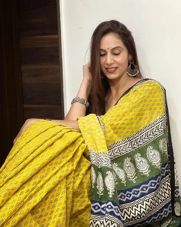 Apsara_Premium_Style_Saree_|_With_Blouse_Piece