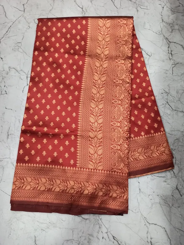 Banarasi_Silk_Elegance_Saree