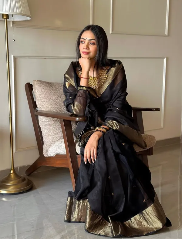 Banarasi_Traditional_Silk_Saree