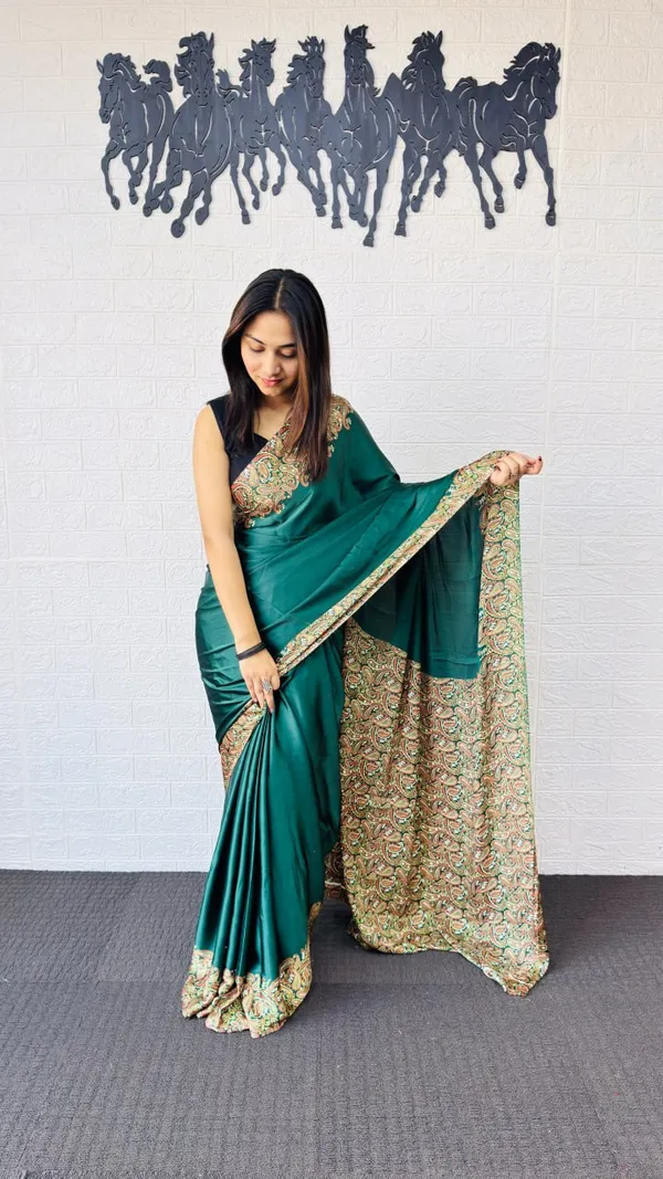 Green_Cotton_Premium_Graceful_Festive_Saree_For_Women_|_With_Blouse_Piece