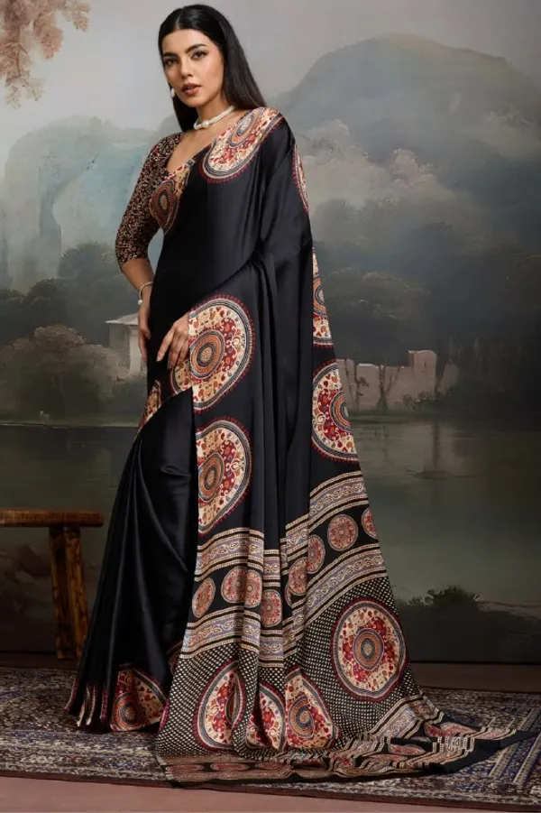 Black_Cotton_Premium_Graceful_Traditional_Look_Saree_For_Women_|_With_Blouse_Piece