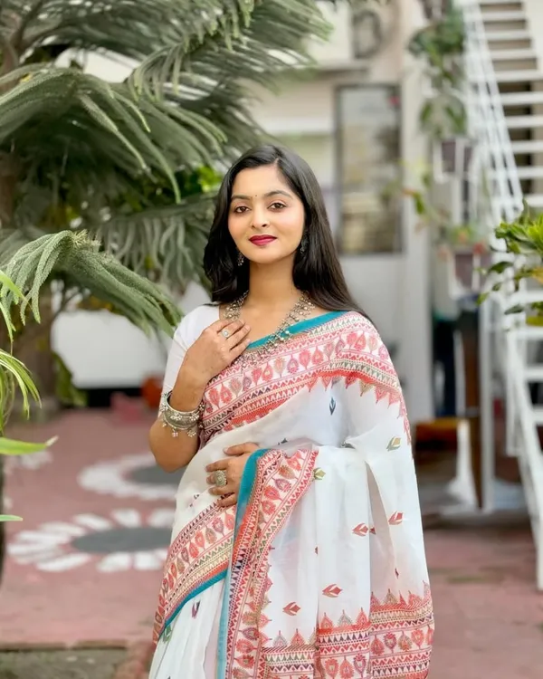 Linen_Classic_Beauty_Saree