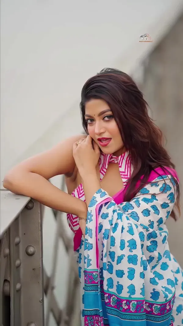 Linen_Queen_Saree
