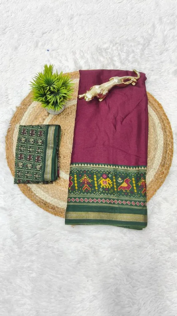 Green_And_Wine_Silk_Premium_Trendy_Silk_Saree_For_Women_|_With_Blouse_Piece