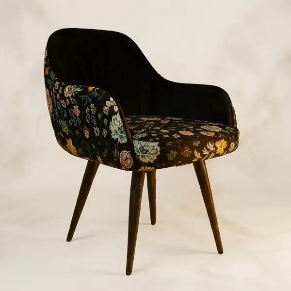 Multicolor_Velvet_Ottoman_Chair_For_Home