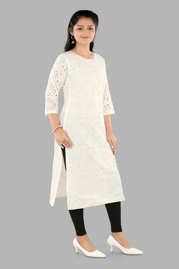 Off_White_Embroidered_Cotton_Kurti_For_Women