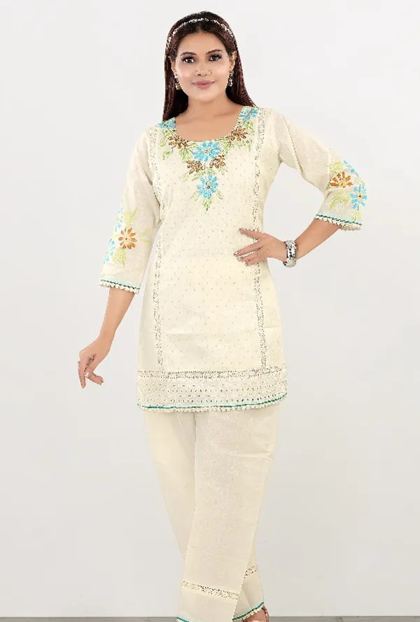 Off_White_Embroidered_Cotton_Kurta_Pant_Set_For_Women