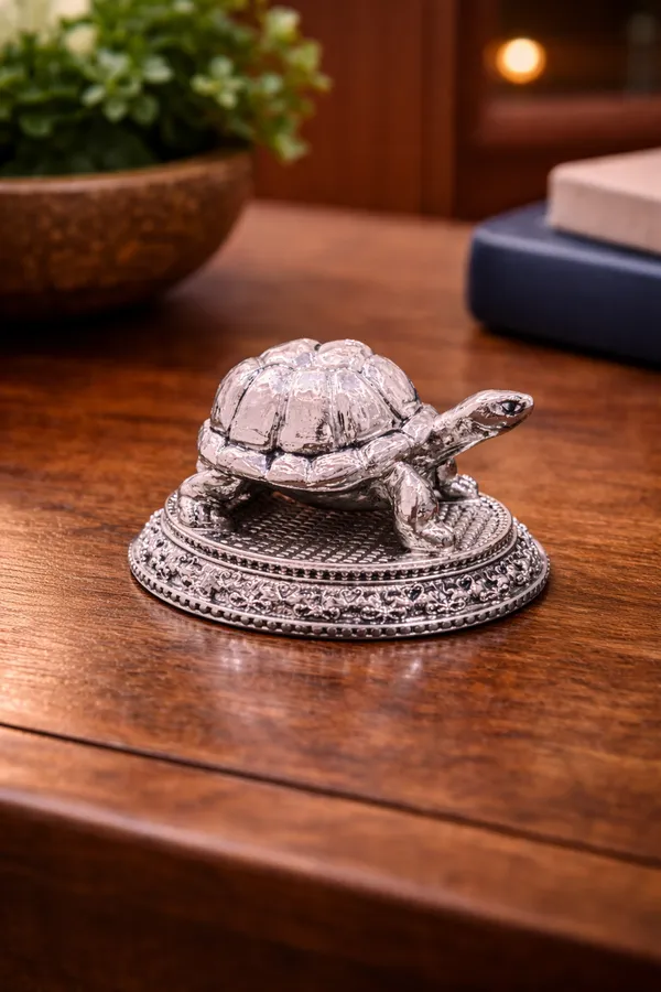 Silver_plated_Tortoise_With_Base_For_Vastu_&_Home_Decor