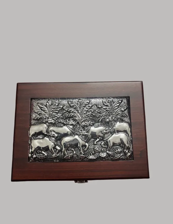 Silver_plated_Wood_Dry_Fruit_Box_Cow_Design_For_Gifting_&_Storage