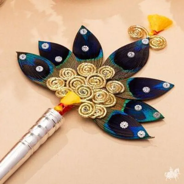 Silver_plated_Natural_Feather_Mayuri_Morphank_7_Netra_For_Puja_&_Decoration