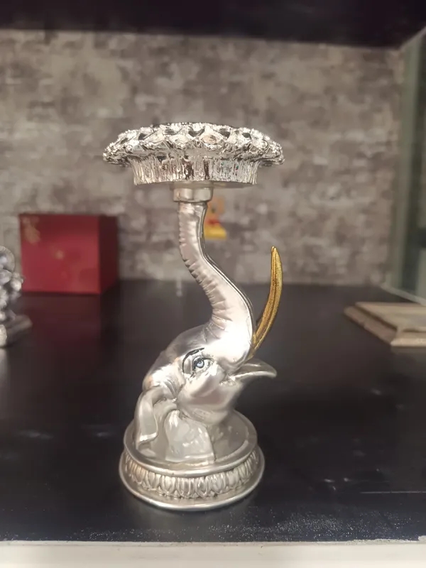 Silver_plated_Elephant_Candle_Stand_For_Home_Decor