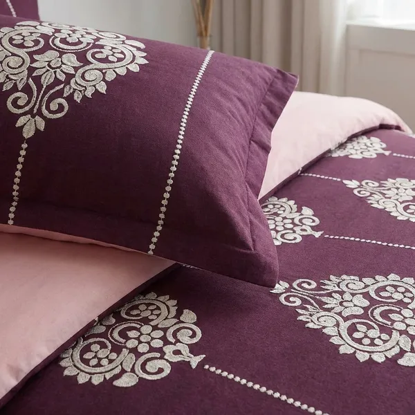 Burgundy_Fitted_Bedsheet_For_Bedroom_100x90_Inches