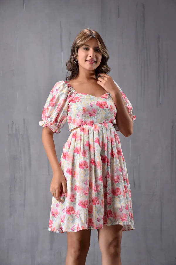 Waist_Back_Cut_Out_Dress