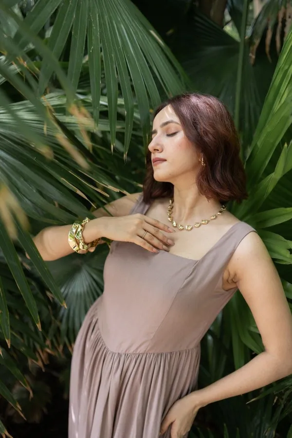 Midi_Dress