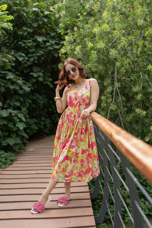 Midi_Dress
