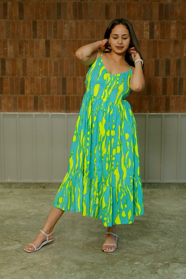Dress_Parrot