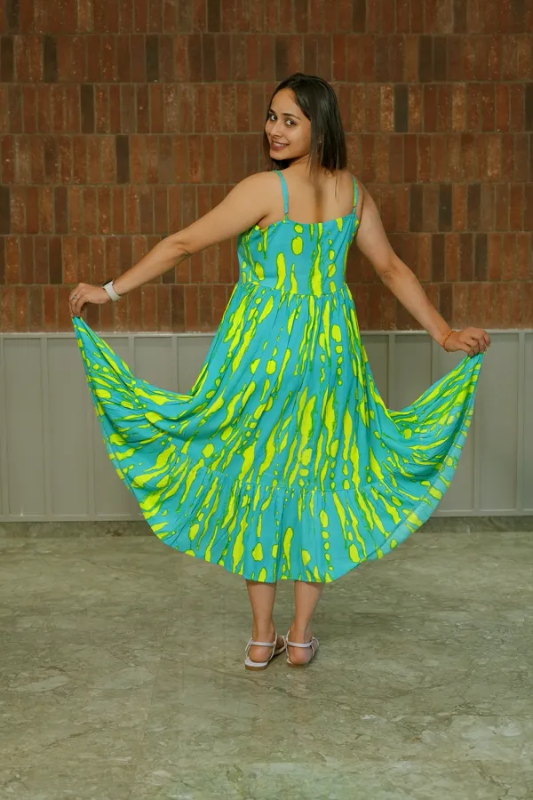 Dress_Parrot
