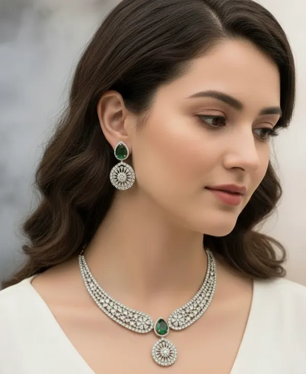Emerald_Green_Stone_Teardrop_Necklace_Set_With_Circular_Diamond_Pendant_And_Matching_Earrings