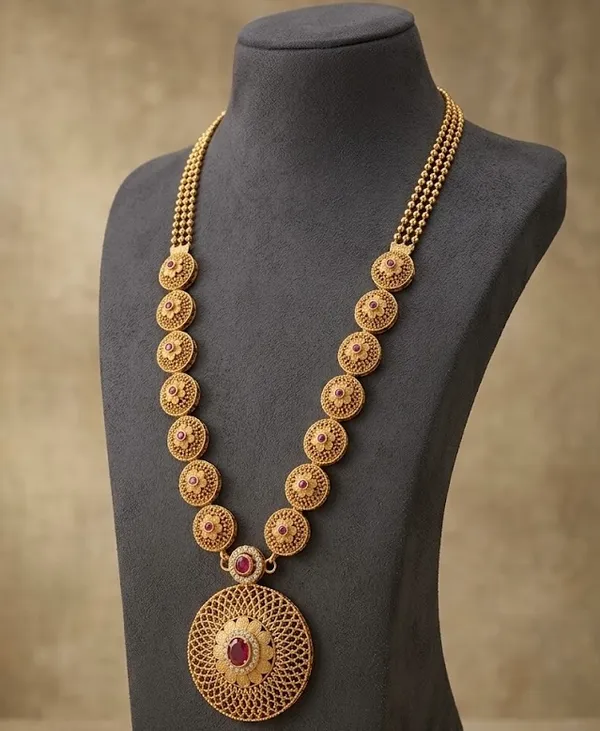 Traditional_Gold-Toned_Coin_Necklace_With_Ruby_Stone_Pendant