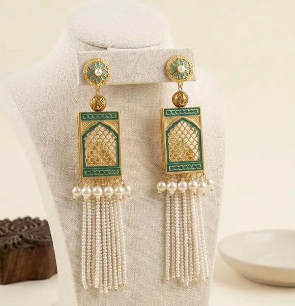 Green_Meenakari_Pearl_Tassel_Earrings_And_Necklace_Set