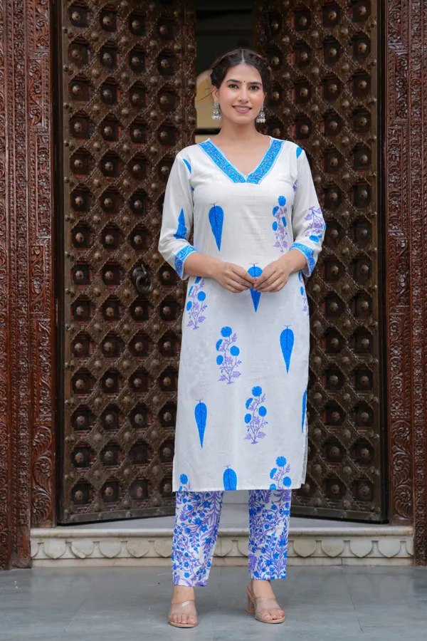 Blue_Cotton_Floral_Boota_Printed_Kurta_Set_With_Mulmul_Dupatta_For_Women