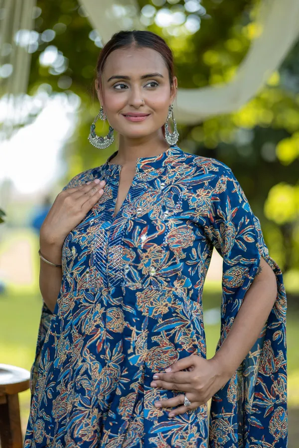 Blue_Cotton_Floral_Printed_Cape_Style_Kurta_Set_For_Women