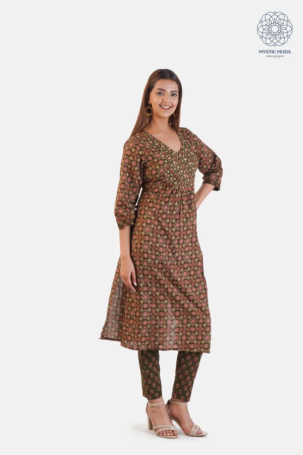Green_Cotton_Floral_Printed_Alia_Cut_Kurta_Set_With_Pants_Dupatta_Ethnic_Wear_For_Women
