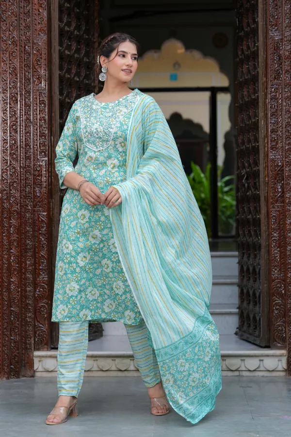 Green_Cotton_Floral_Print_Kurti_Pant_Set_With_Embroidered_Yoke_For_Women
