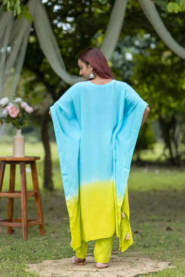Blue_Elegant_Tie_Dye_Kaftan_Set_With_Embroidered_Detail_For_Women