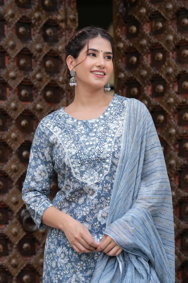 Grey_Cotton_Floral_Print_Kurti_Pant_Set_With_Embroidered_Yoke_For_Women